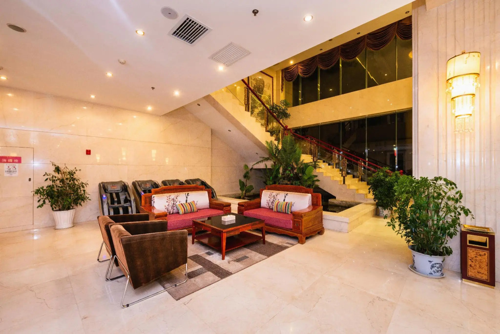 Hanyan Pearl Hotel