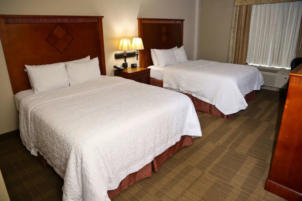 Hampton Inn & Suites Jennings