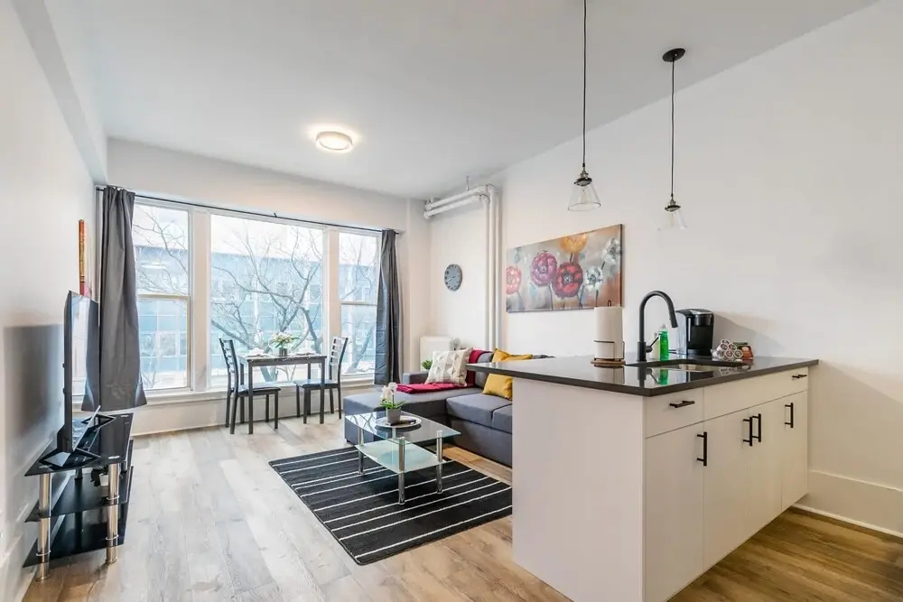 1BR Apt w Queen Bed Netflix - Prime Location