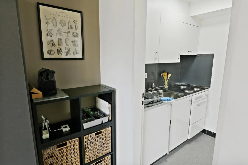 Nouveau studio avec vue imprenable sur les montagnes