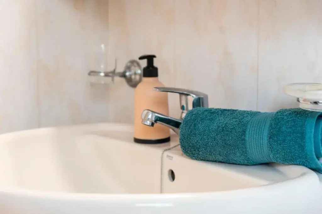 17 LOS CRISTIANOS CENTRAL by the BEACH ,WiFi