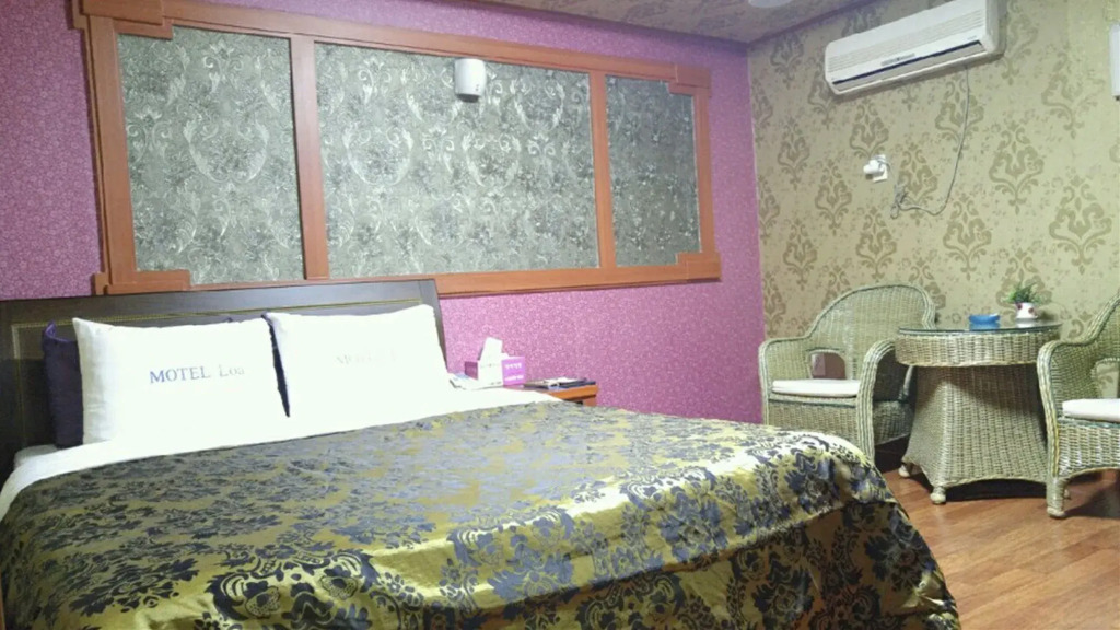Loa Hotel