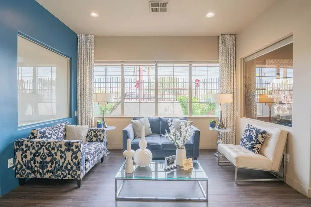 ROVE LIVING/KB - Lex on Central