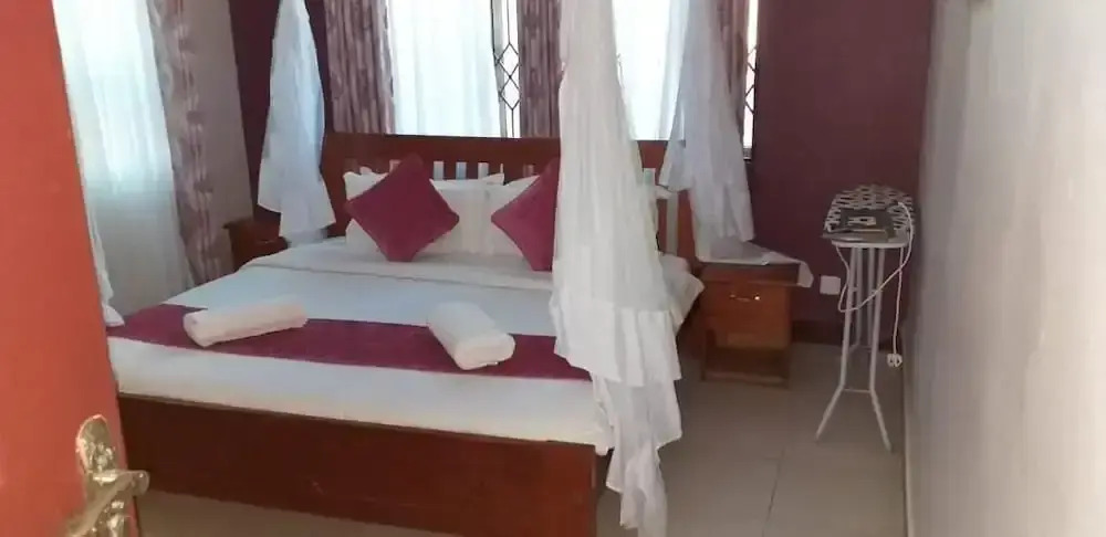 Lux Suites Sunset Holiday Apartments