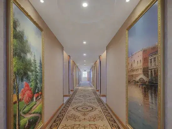 Vienna Hotel (Jingzhou Jianli Jiangcheng)