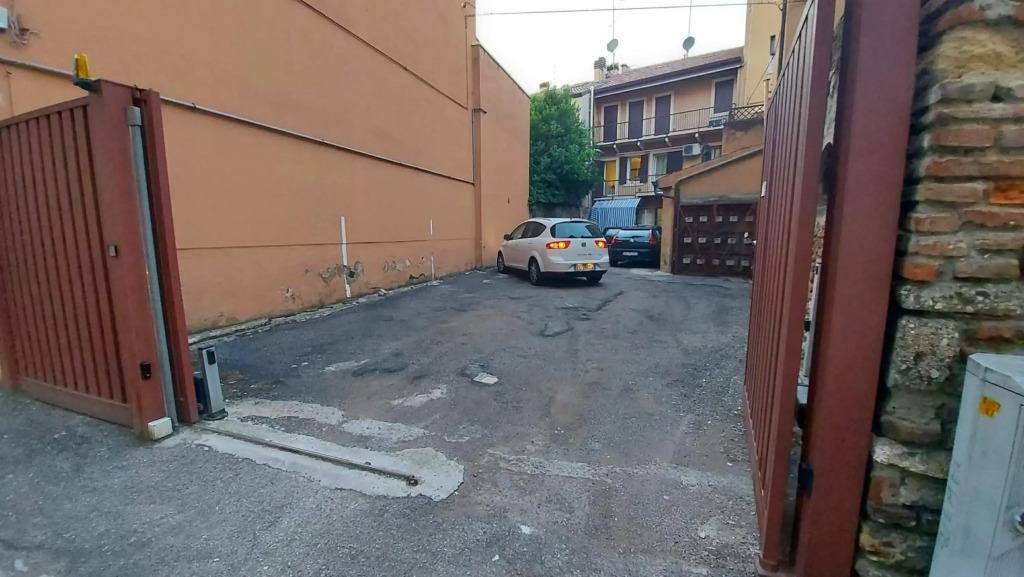 San Zeno Apartments