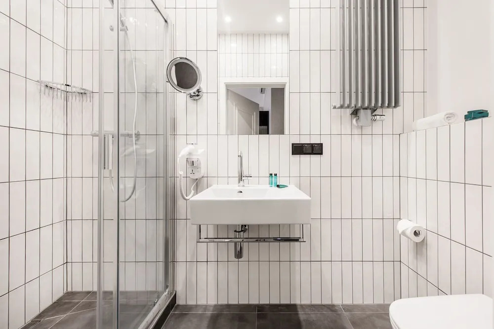 Vinfort Aparthotel - Krakow Old Town