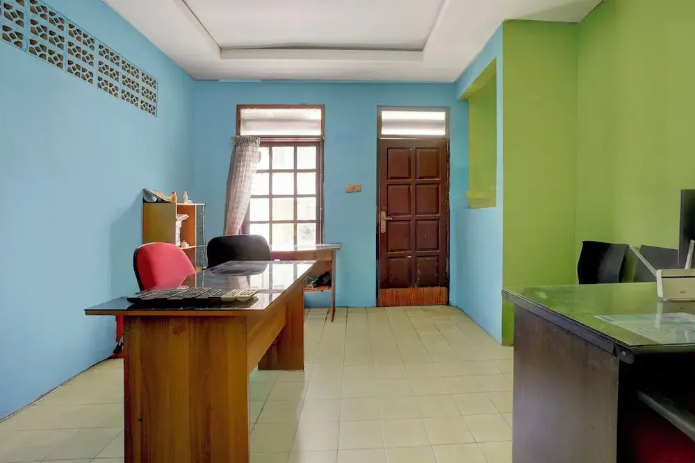 Capital O 95198 Angel Homestay