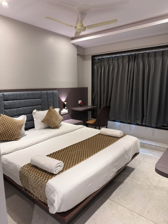 Hotel Kurla Suites