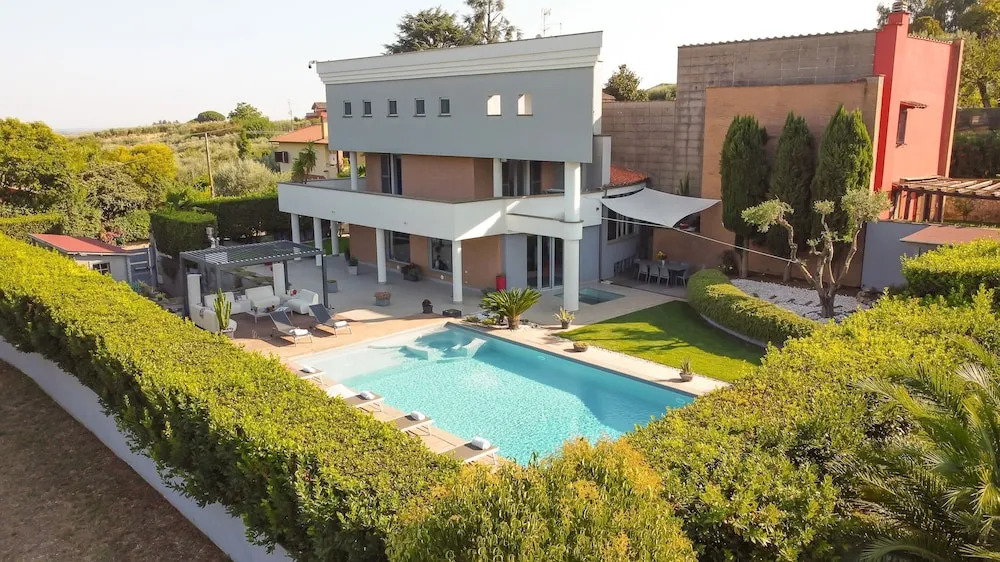 VILLA TIBERIO 6&2, Emma Villas