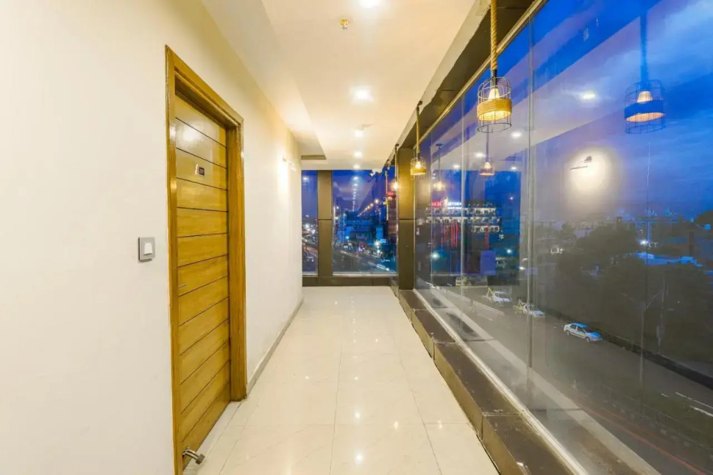 The Glory Hotel