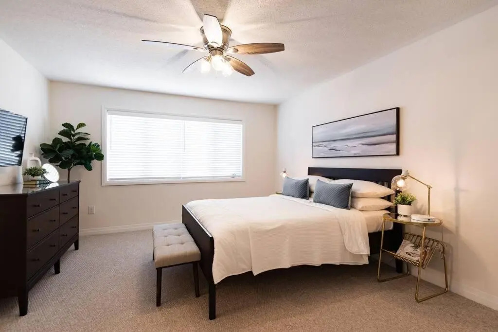 Cherry Heights Haven: Delightful Designer Townhome