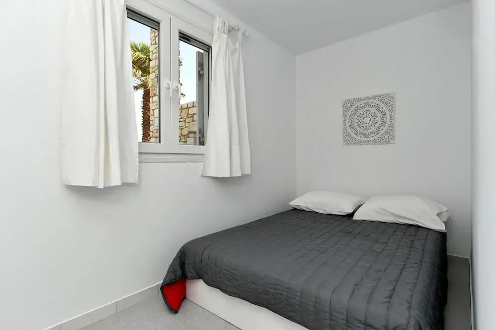 Anemolia Apartments With Pool