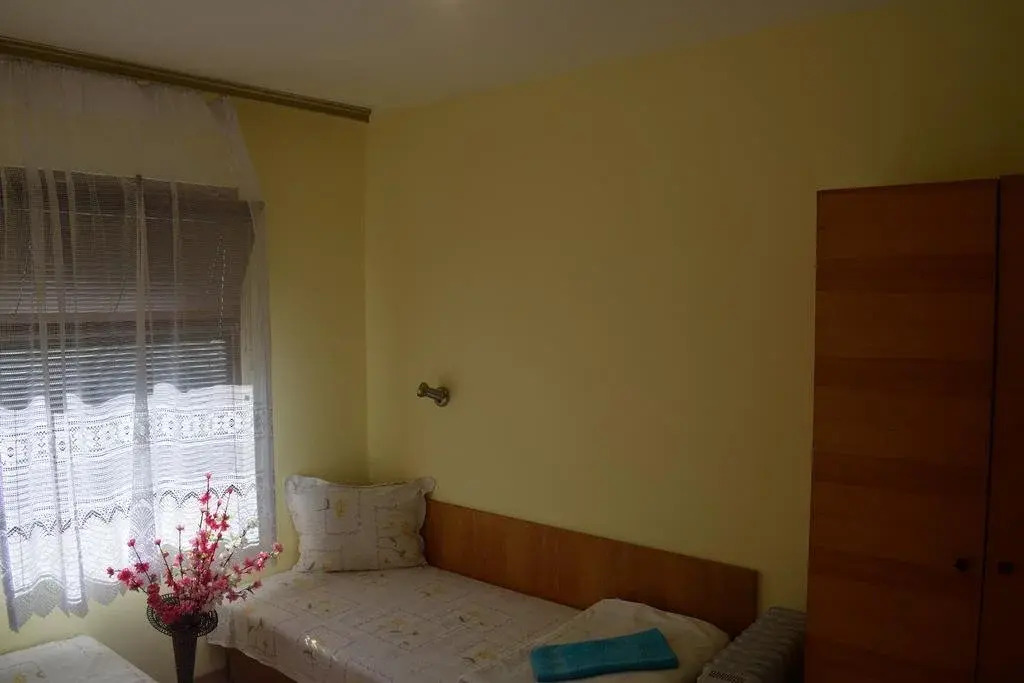 Guest House Bata