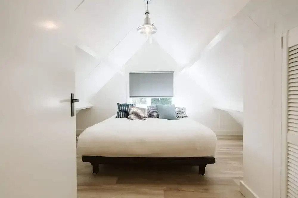 Modern Holiday Home With Spacious Garden and Terrace Suitable for 5 People