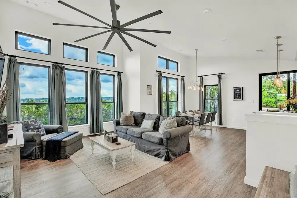 Luxury Lakeview Home W/pool-beach and Boat Access