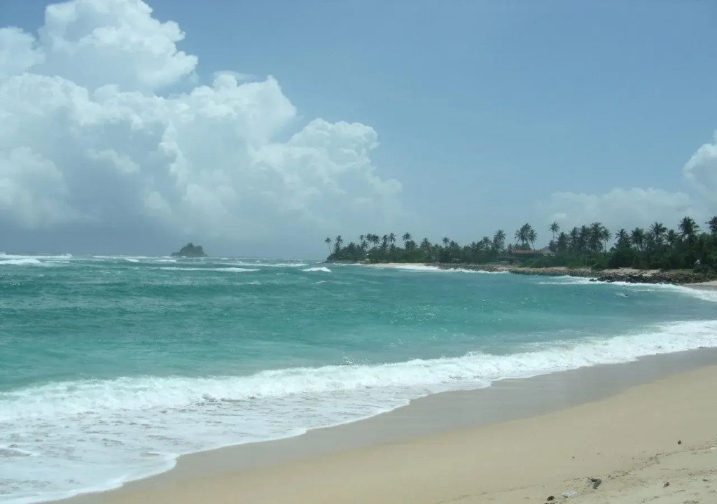 Agra Lanka Beach Resort
