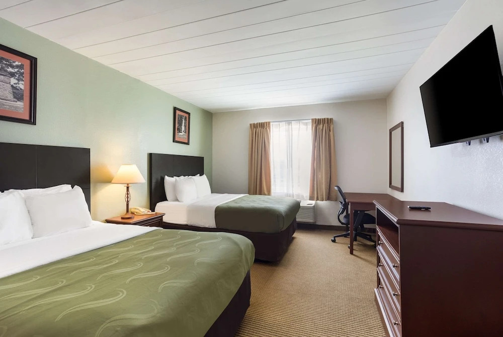 Quality Inn & Suites Monterey, TN - Crossville, TN
