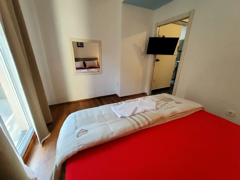 Apartment 4 Sleeps 4 Guests