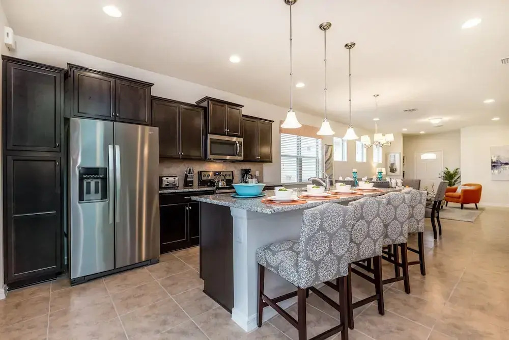 Large Villa wPrivate Pool Game Room Waterpark