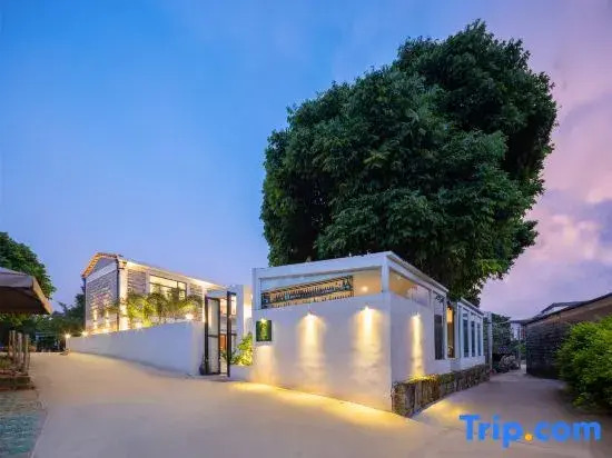 There are three Moroccan Boutique Holiday Homestays in Beicheng