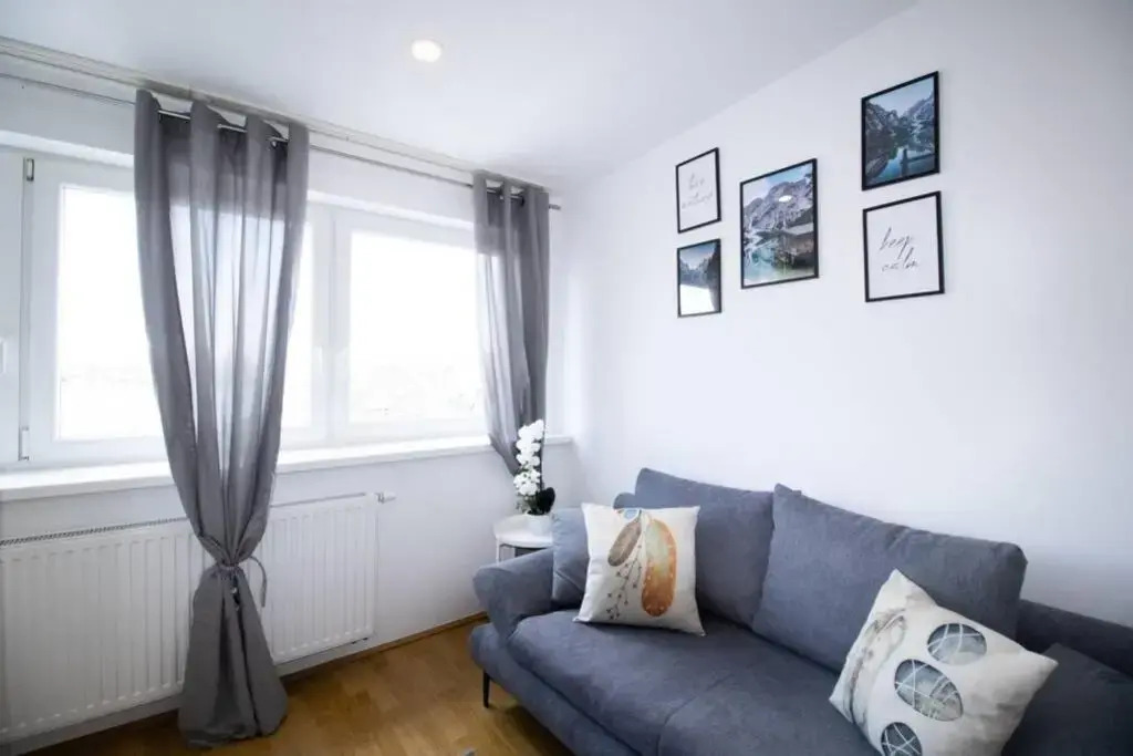 Sunny & cozy Penthouse with Balcony DG4