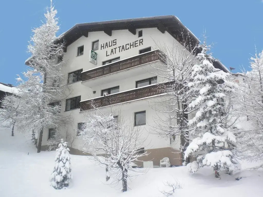 Arlberg Motel Ski-In & Ski-Out