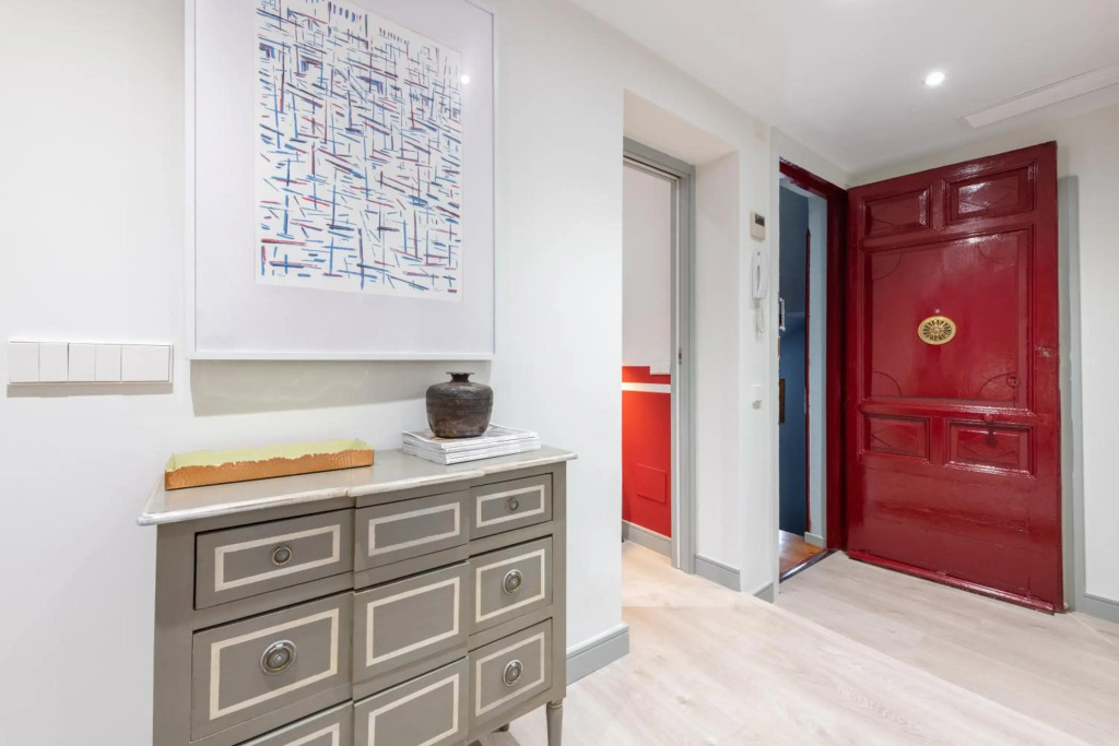 Sophisticated brand new flat