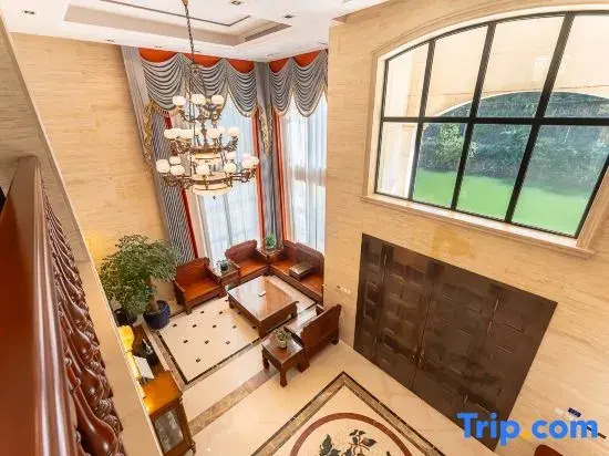 Miss Dong Manor Homestay