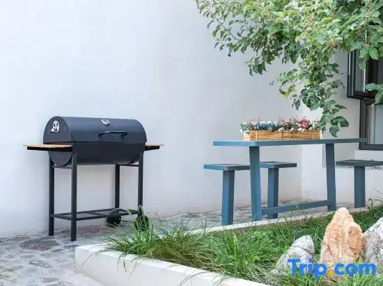 Linqinshuxia Homestay