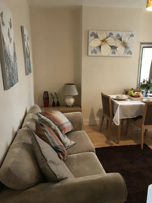 Cedar Villa - Perfect For Longer Stays