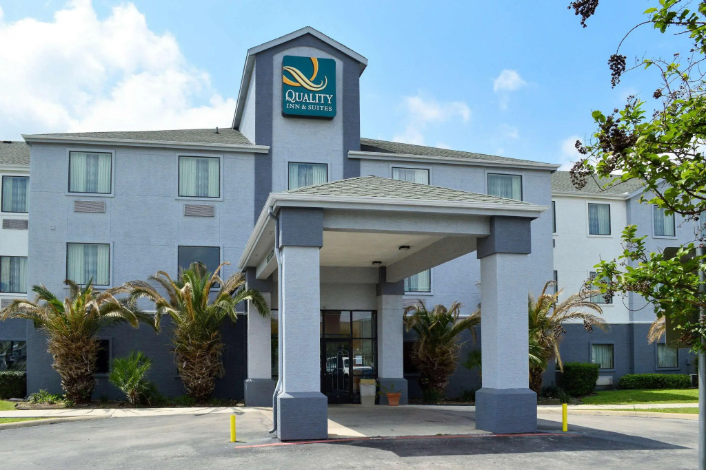 Quality Inn & Suites