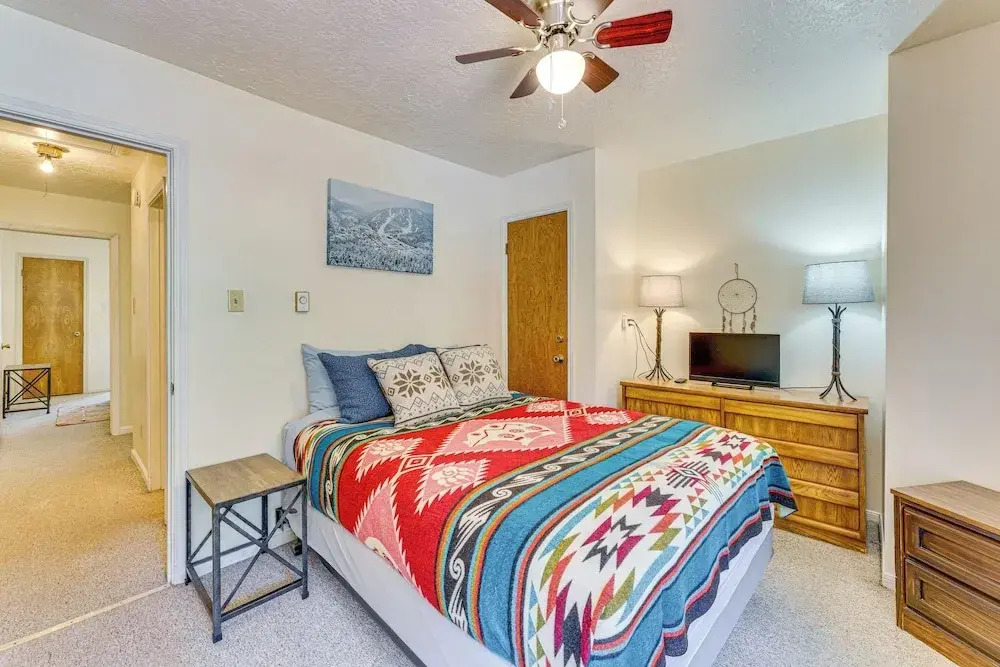 Bike, Hike & Ski: Creek-view Condo in Red River!