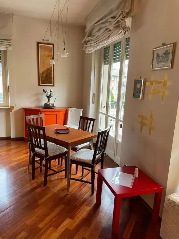Zen Apartment Located In Turin Pre Hill