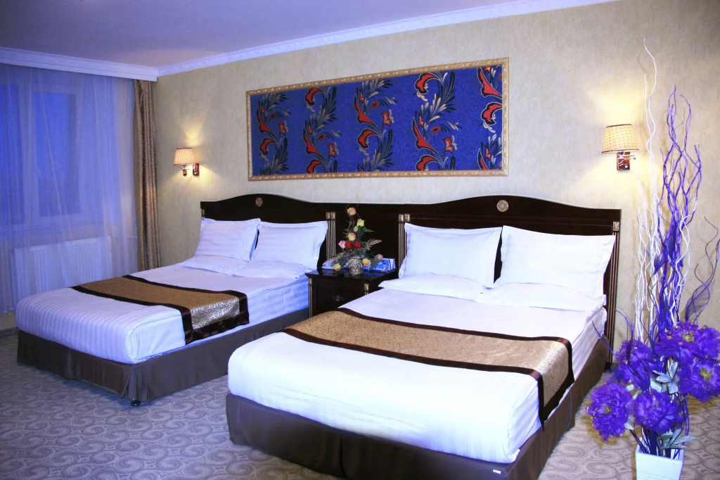 White House Hotel