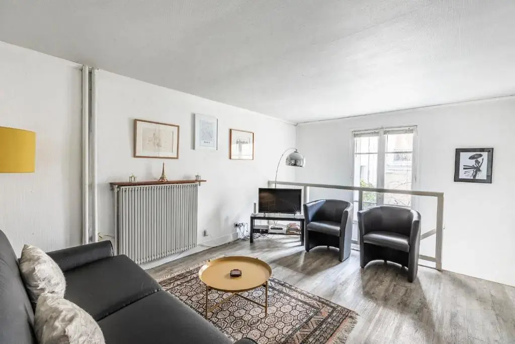 Excelsior Lodging - Triplex Invalides