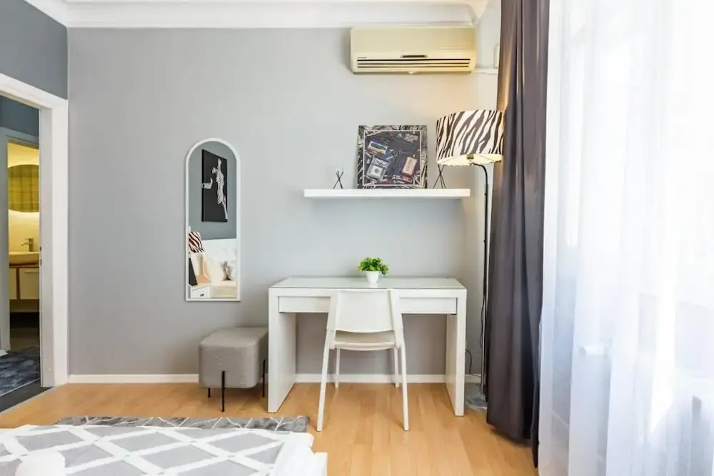 Spacious Apartment on Bagdat Street Kadikoy