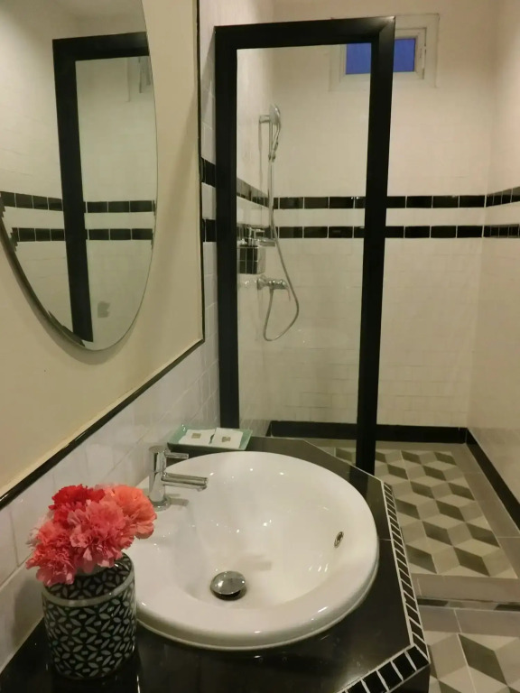 Bloom Boutique Hotel & Cafe