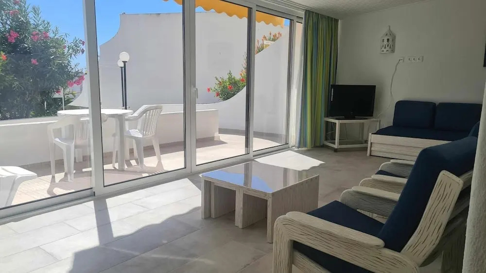 Albufeira With Terrace sea Views 5 min to Beach 21