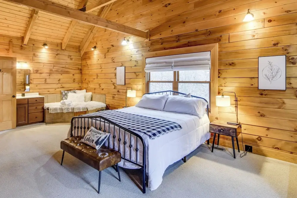 1 Mi to Slopes! Family-friendly Massanutten Cabin