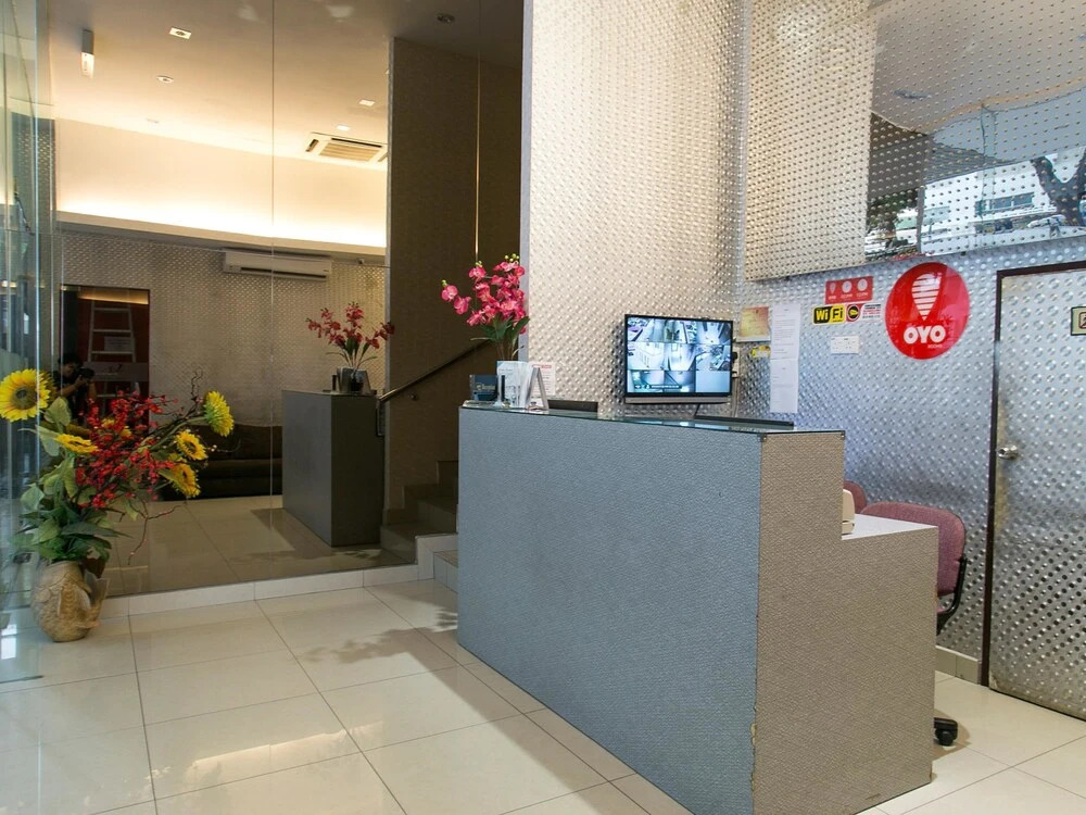 OYO Rooms Fahrenheit Mall