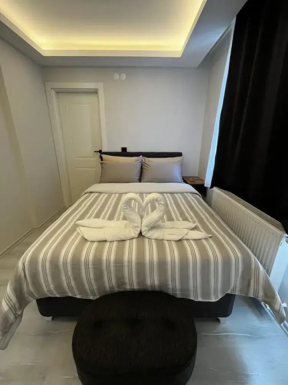 Lighthouse Suite
