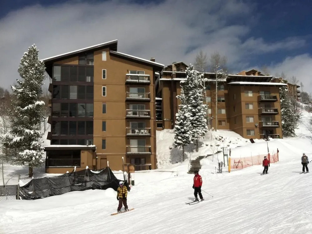Storm Meadows East Slopeside
