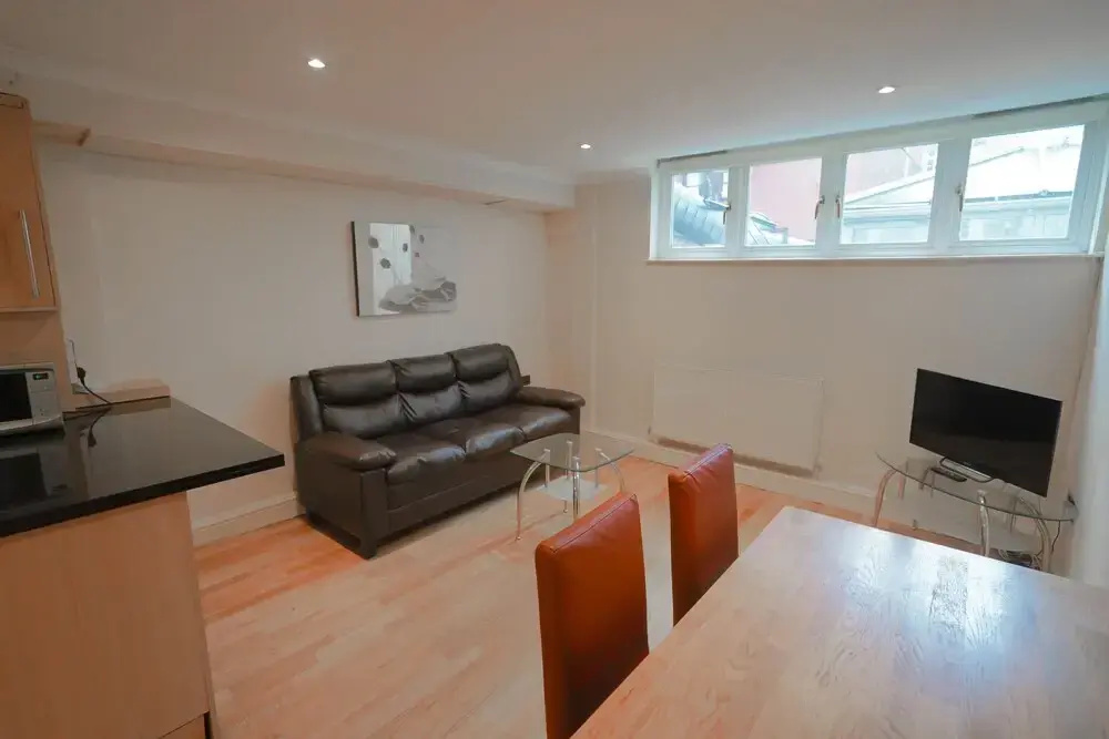 Lovely 2-bed Apartment in London