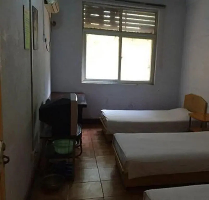 Caomen Express Inn