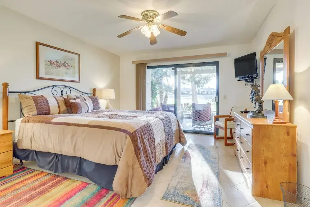 Spacious Condo w/ Mtn Views in Palm Desert!