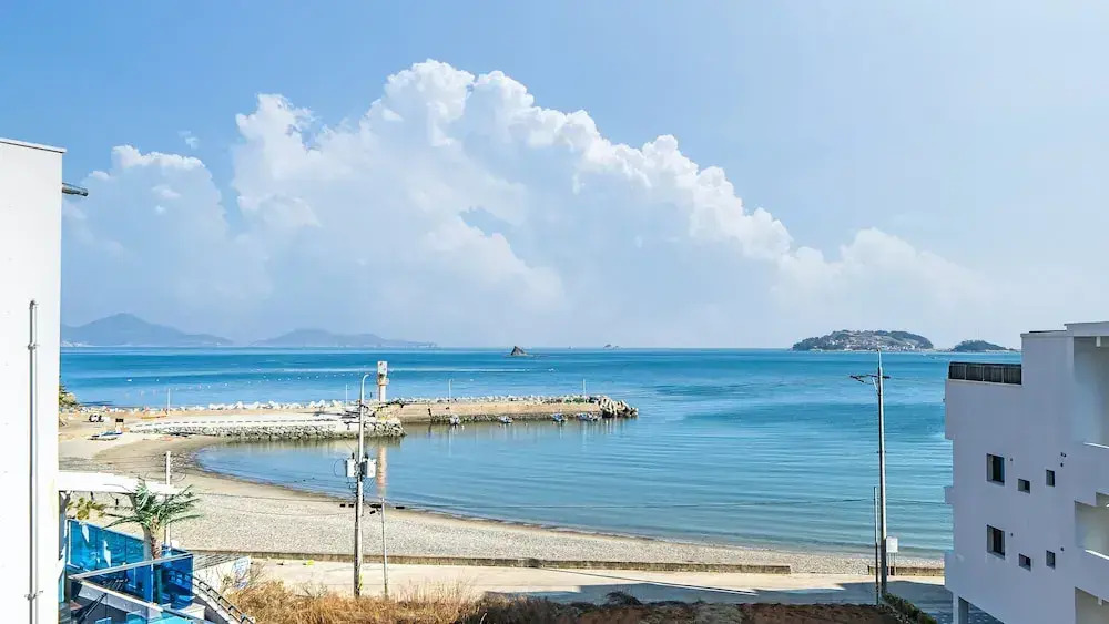 Geoje Memory Kids Pool Villa