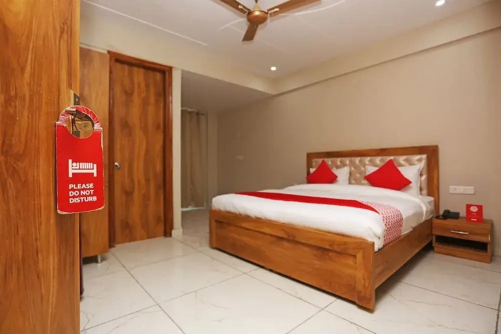 OYO 24626 Palm Garden Suites