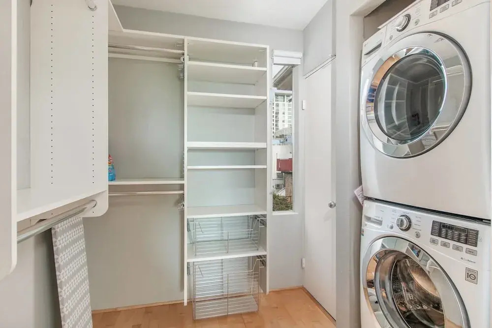 Beautiful 2br/2.5ba Apt in Little Italy by Domio