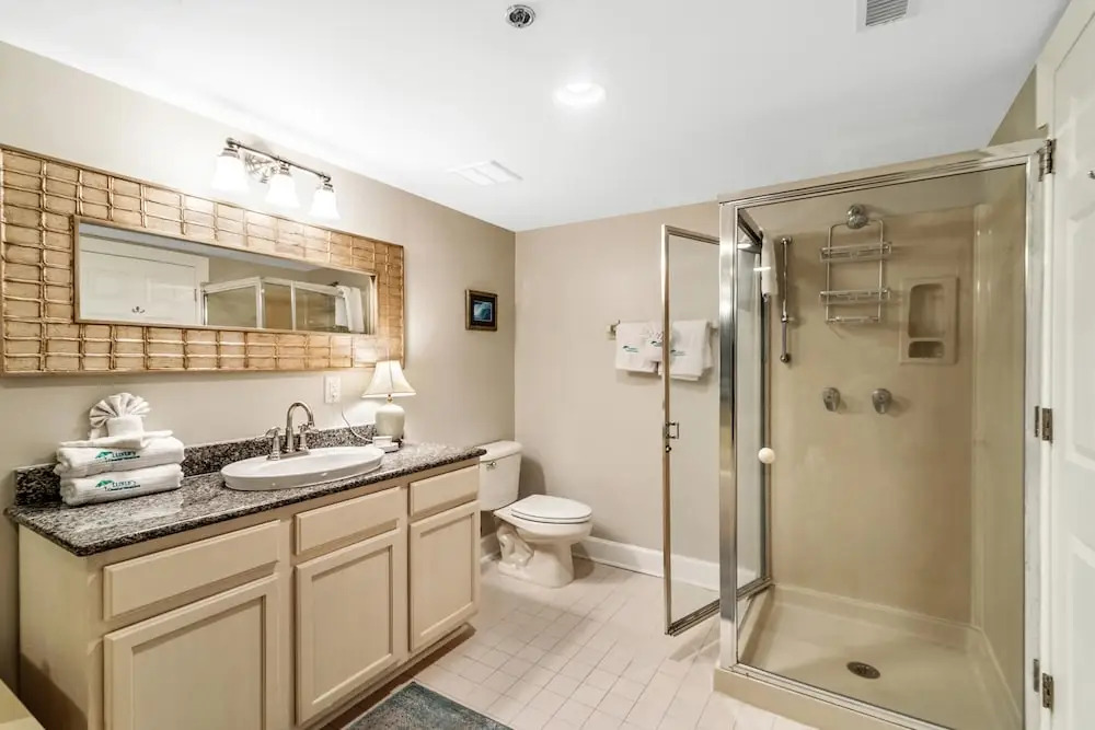 Broadmoor 804
